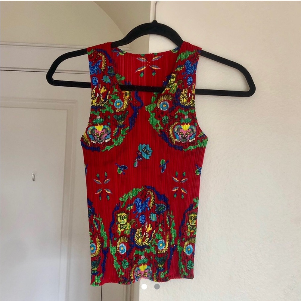 Issey Miyake Pleats Please